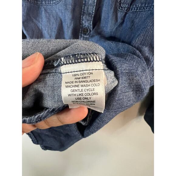 St. John Bay Womens Denim Long Sleeve Blouse Size PXL - Picture 3 of 4